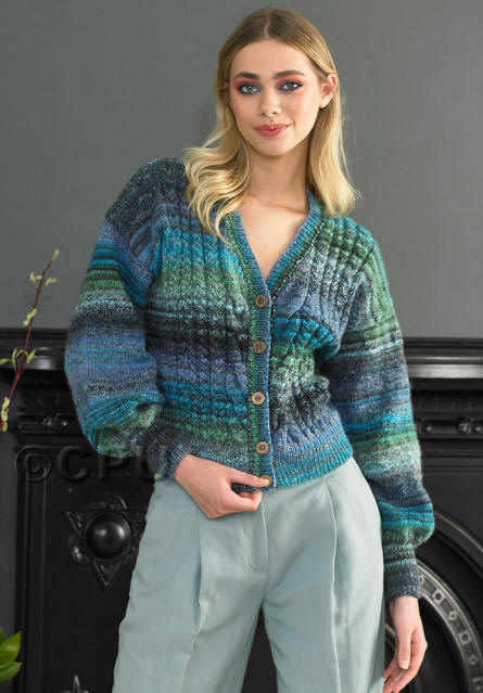 Ladies Cardigan in shade EM07
